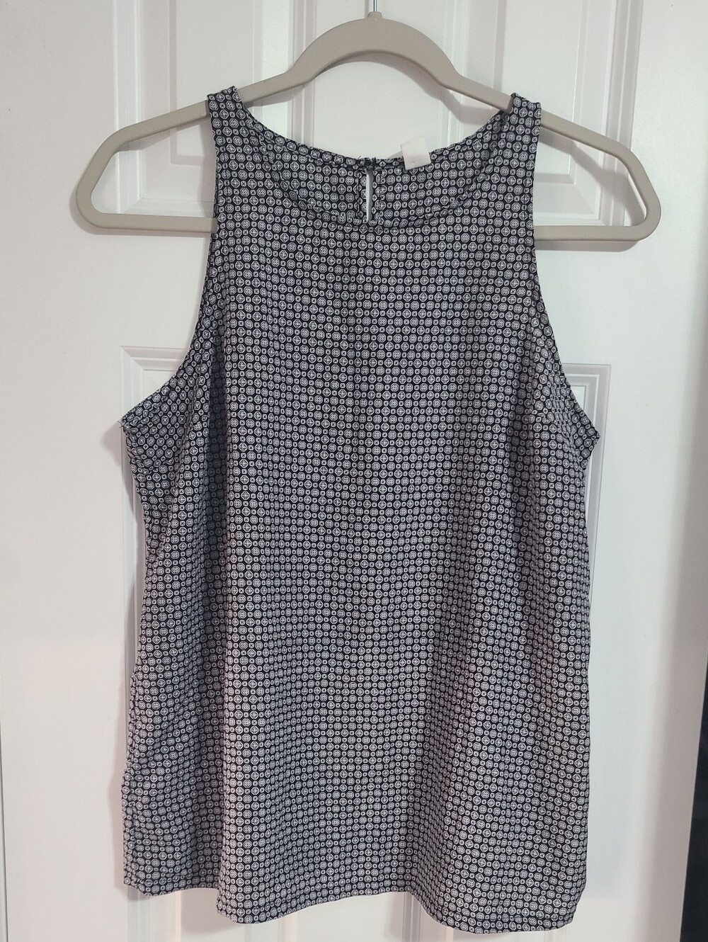 Old Navy Black and White Geometric Tank